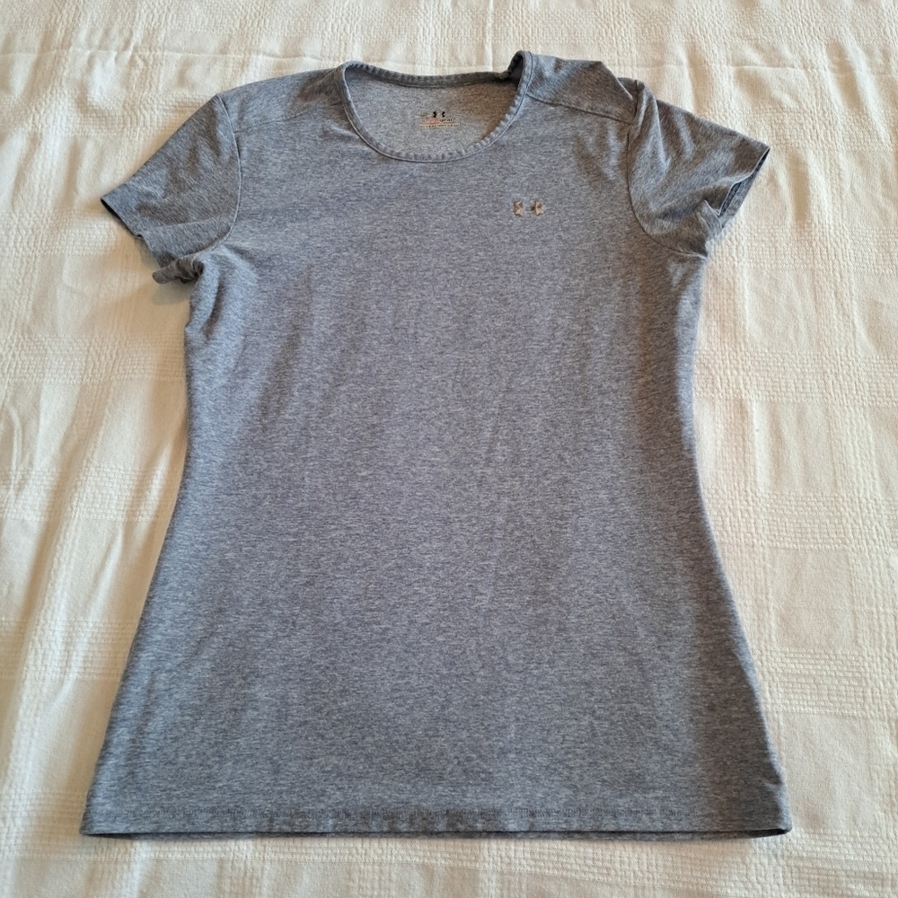 Under Armour women's size small blue shirt, heat gear